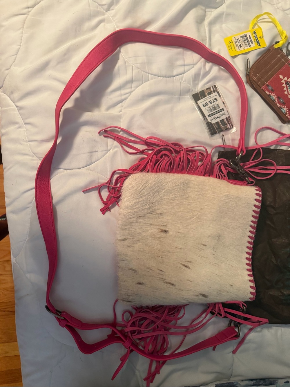Trinity Ranch White Hair-on Hide Crossbody Bag with Pink Fringe - Picture 4 of 10